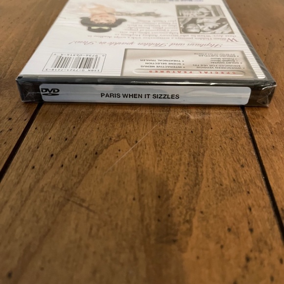 Paris When It Sizzles DVD (Factory Sealed) - Picture 3 of 3